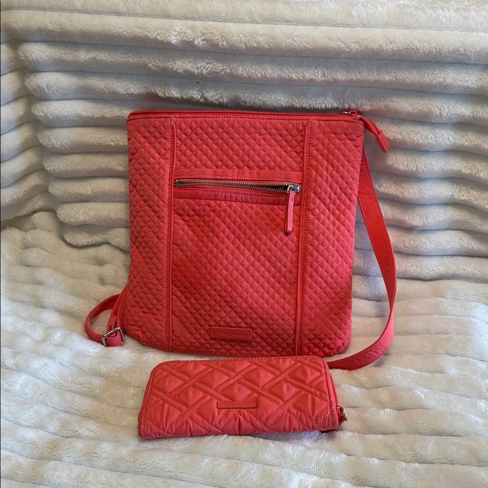 Vera Bradley Coral Quilted Crossbody Bag and matching Wallet set! - Picture 9 of 9
